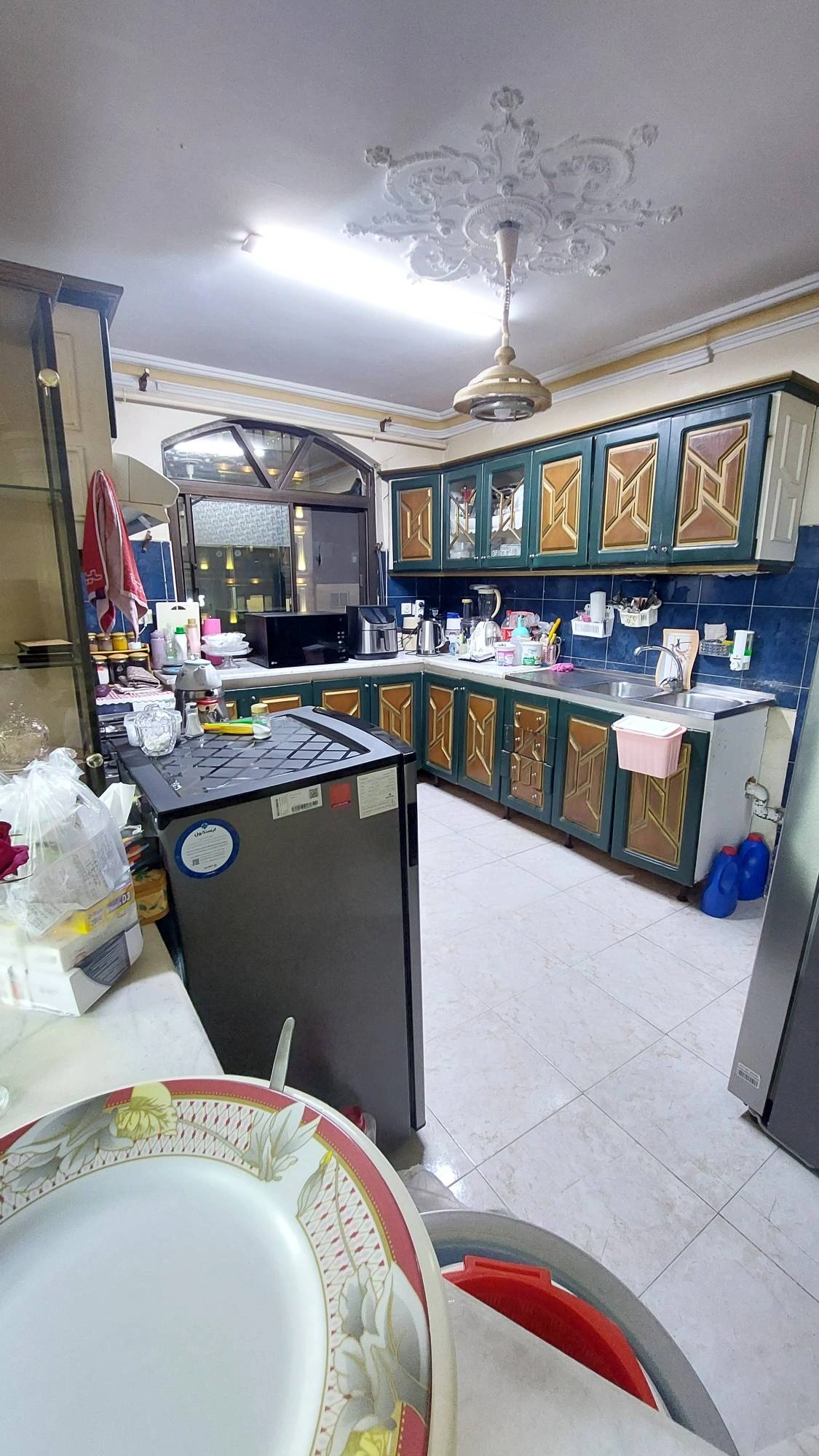 ۹۳ متری/معلم/سند تک برگ