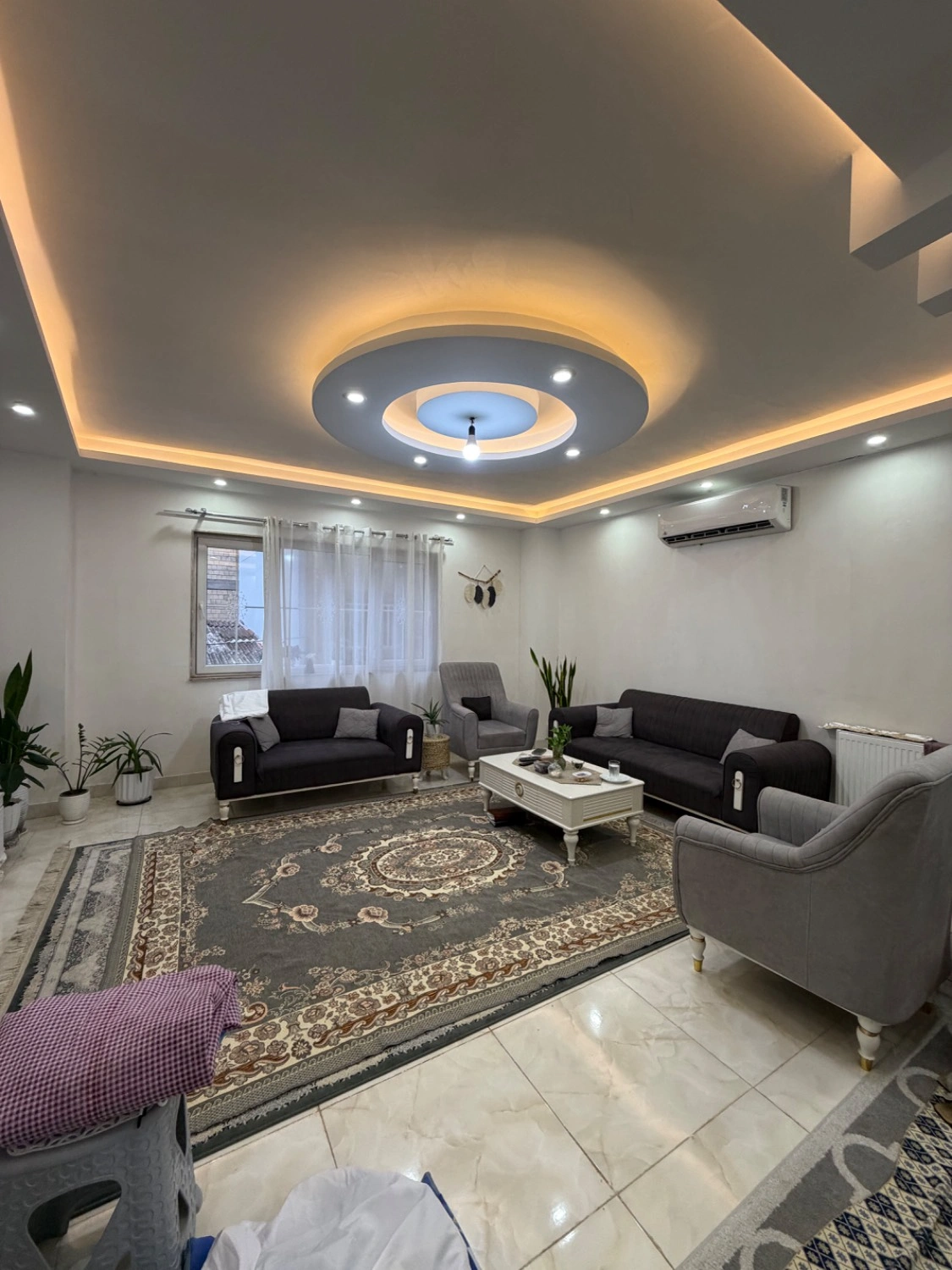 آپارتمان ۹۰ متری/جهاد/نسق بنچاق دار