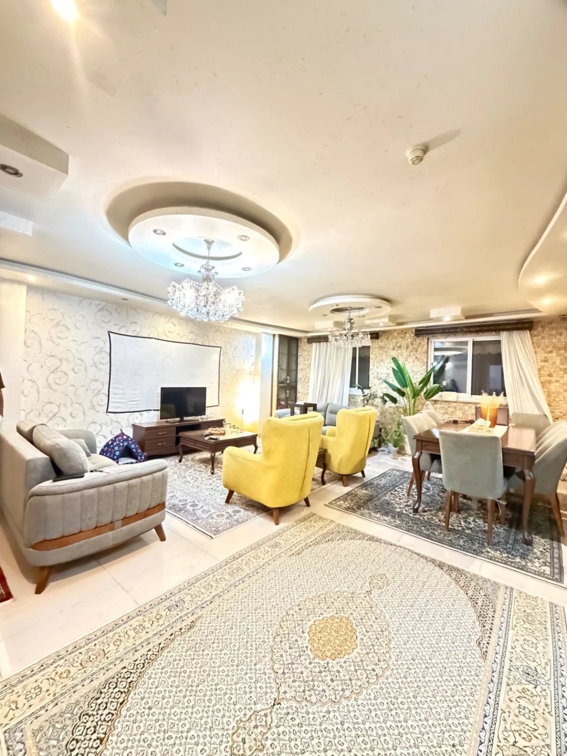 ۱۱۰متری/ گلباغ‌نماز/ پنت‌هاوس