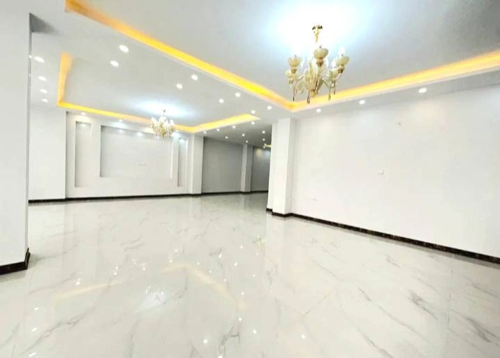 ۱۳۰متری/سعدی/نوساز